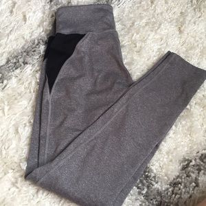 gray leggings